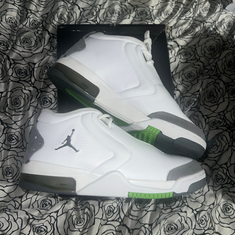 New Jordans shoes